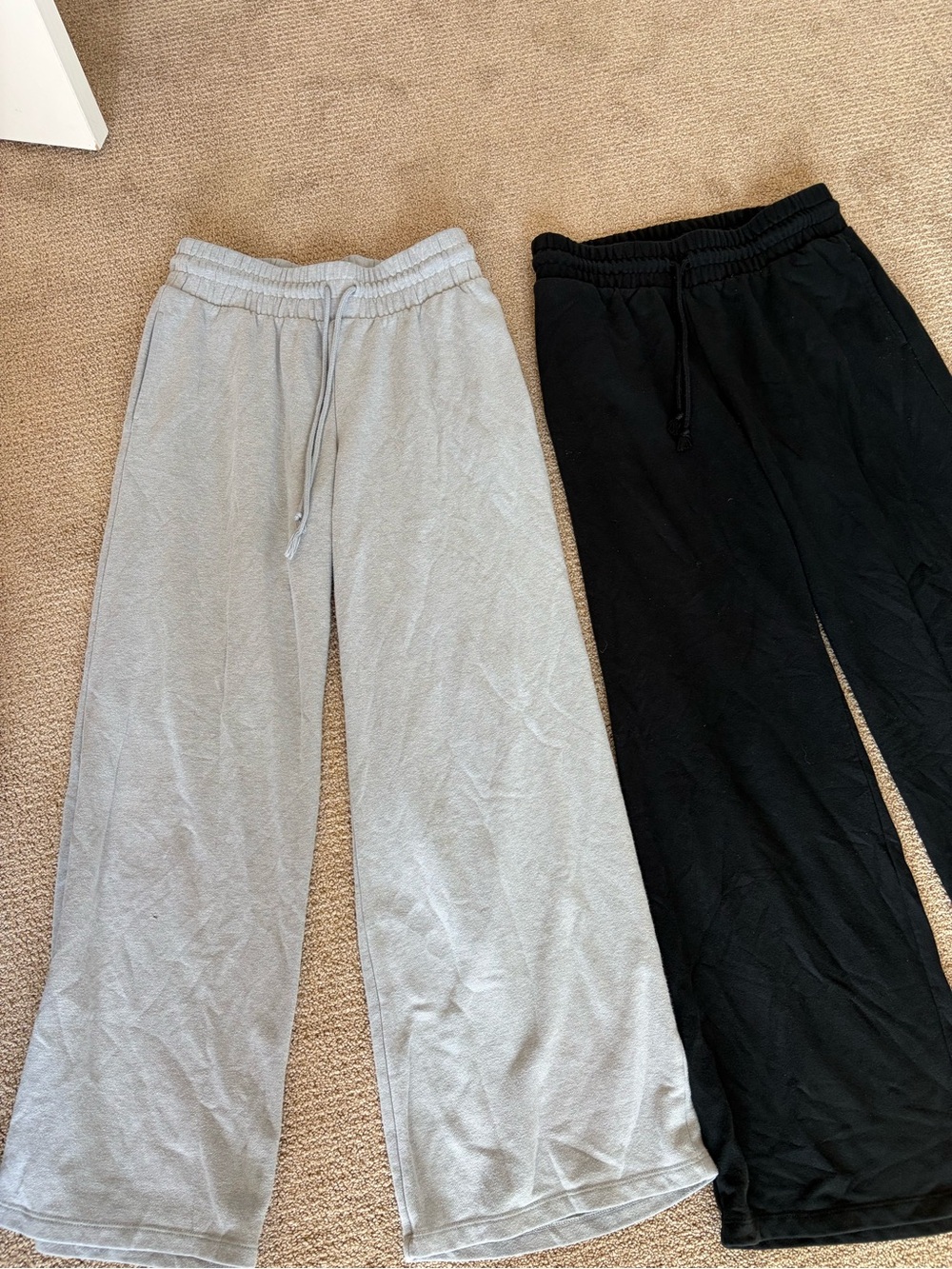 Woman’s Wide-Leg Sweatpants - Gray and Black
